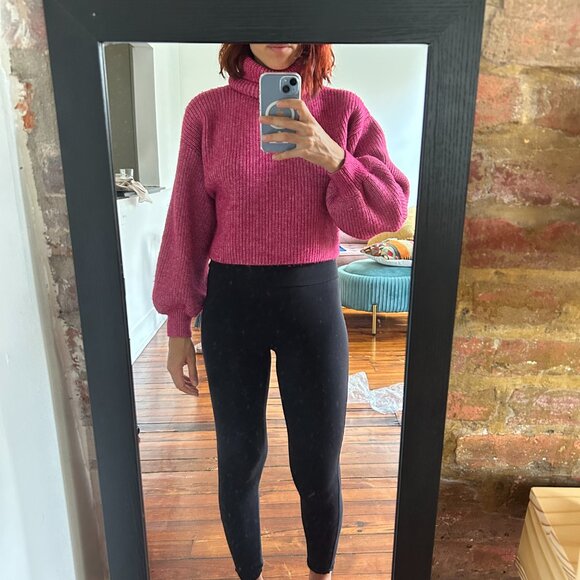 Pink crop jumper - Picture 3 of 6